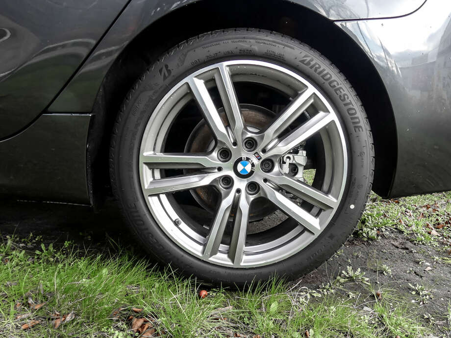 BMW 218 Active Tourer (Bild 5/19)