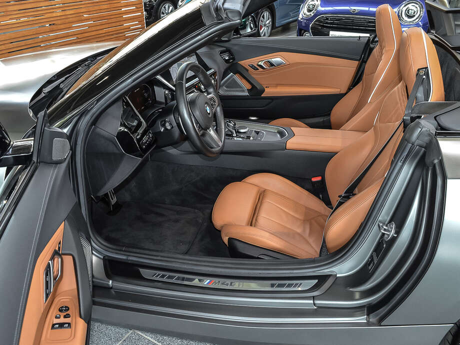 BMW Z4 (Bild 16/18)