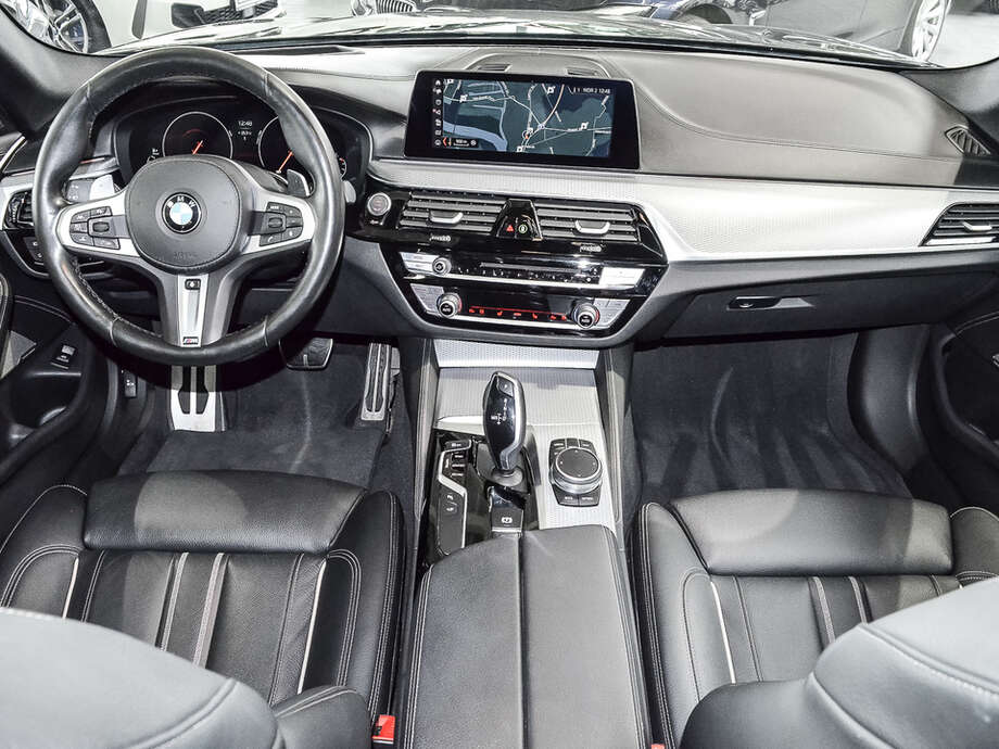 BMW 540d xDrive (Bild 9/20)