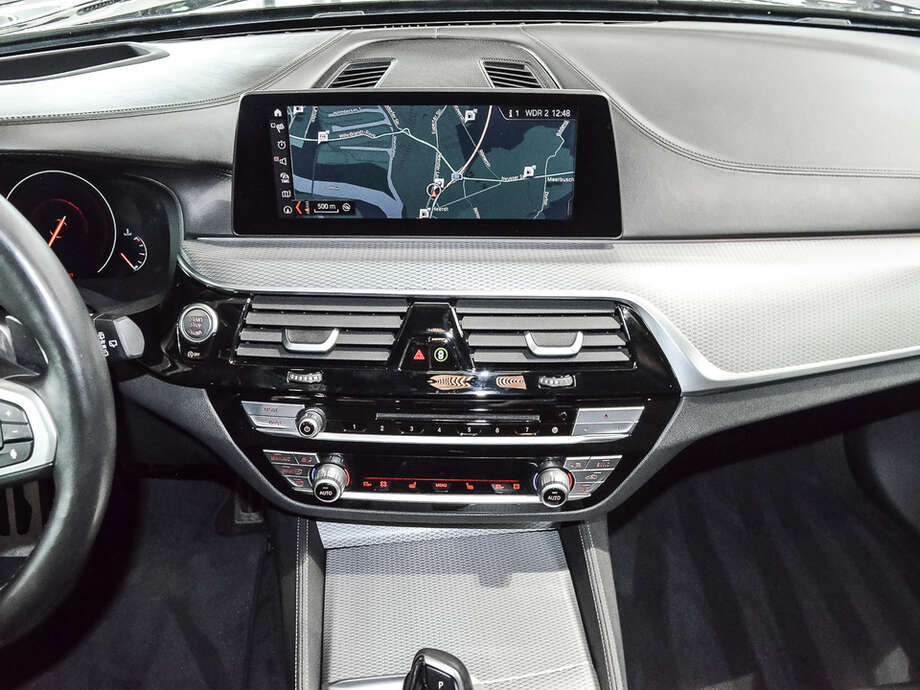 BMW 540d xDrive (Bild 10/20)