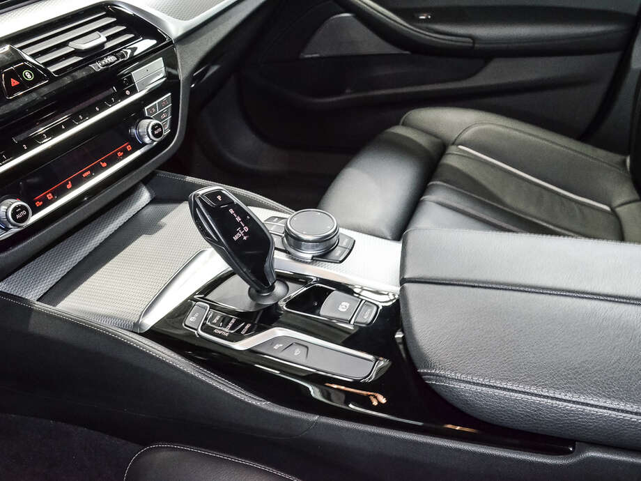 BMW 540d xDrive (Bild 12/20)