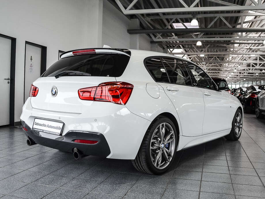 BMW M140i (Bild 2/19)
