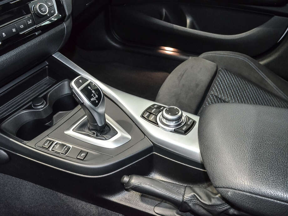 BMW M140i (Bild 12/19)