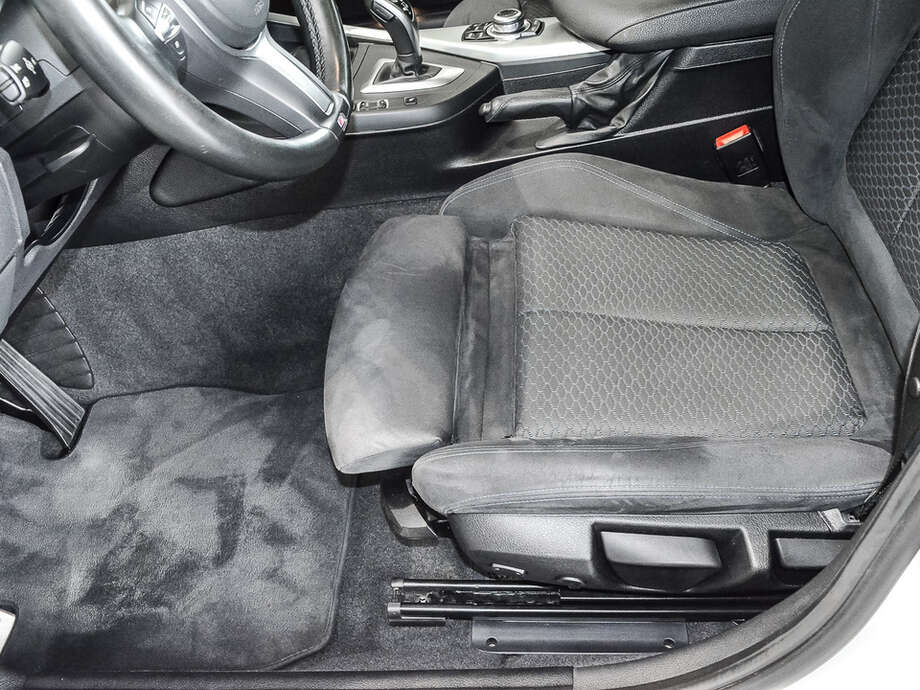 BMW M140i (Bild 15/19)