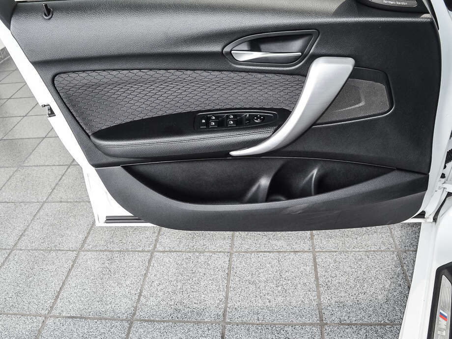 BMW M140i (Bild 16/19)