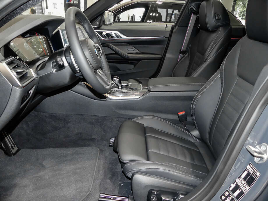 BMW M440i xDrive Gran Coupe (Bild 11/16)