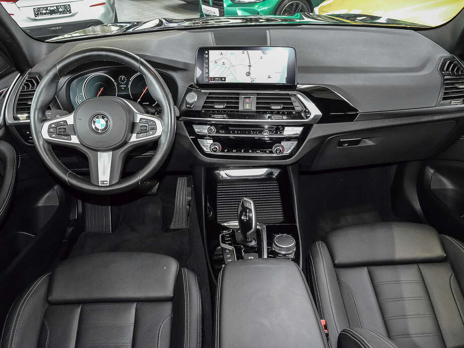 BMW X3 (Bild 9/20)
