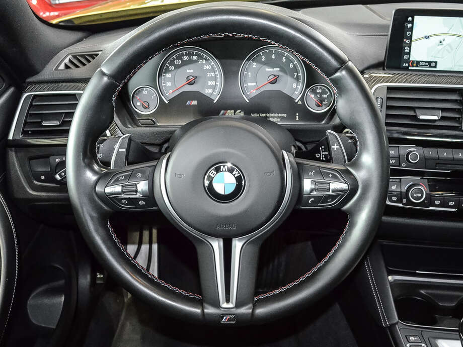 BMW M4 (Bild 10/17)