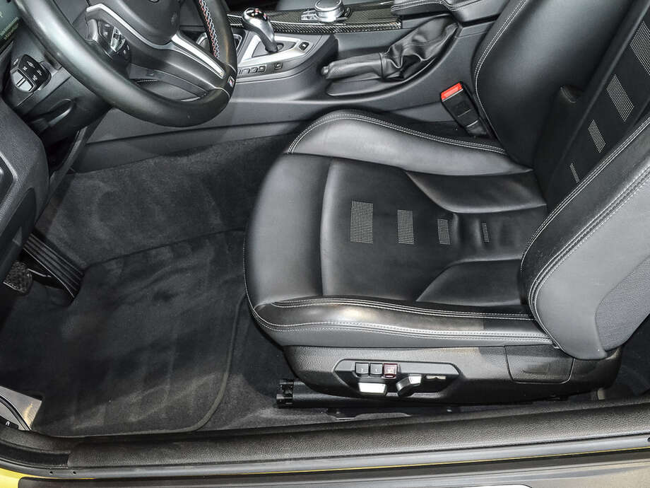 BMW M4 (Bild 15/17)