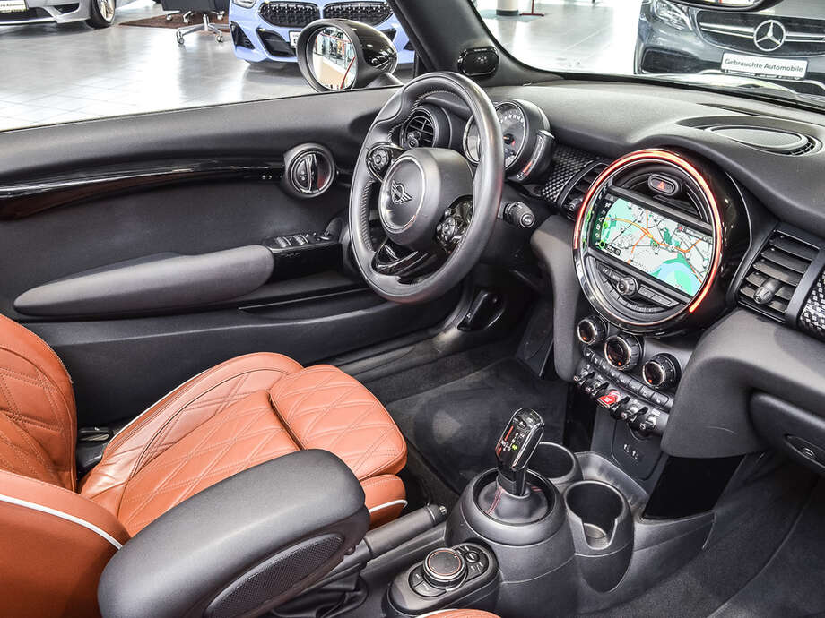 MINI Cooper S Cabrio (Bild 8/19)