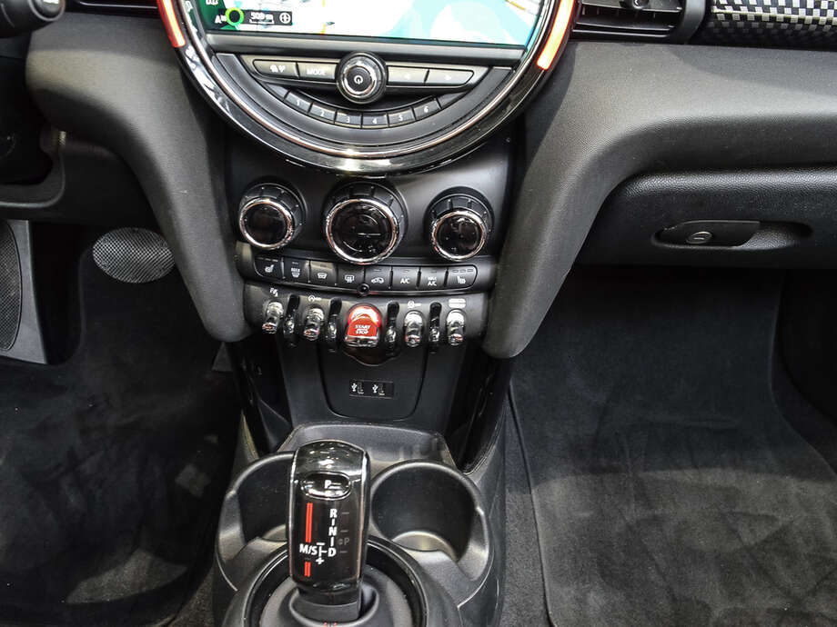 MINI Cooper S Cabrio (Bild 18/19)