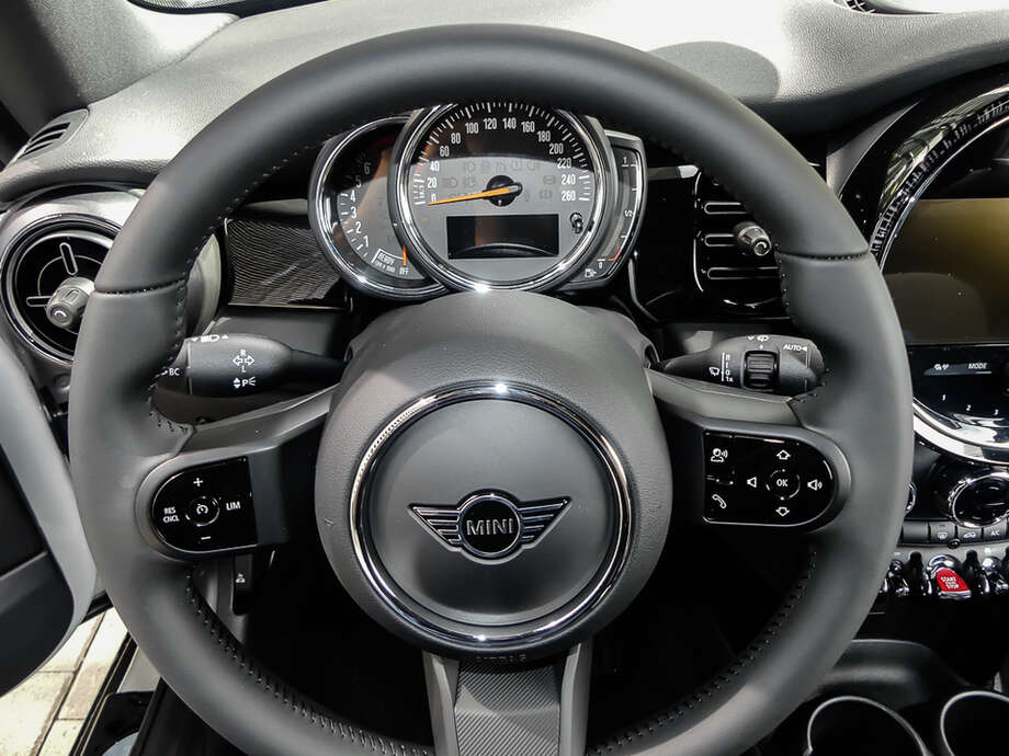 MINI Cooper Cabrio (Bild 6/16)