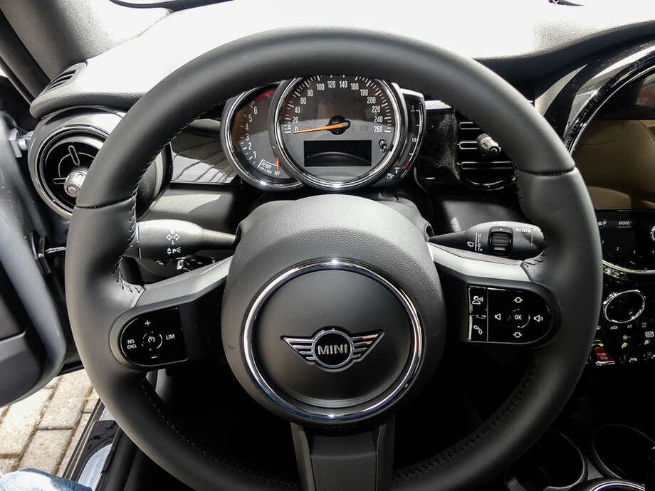 MINI Cooper Cabrio (Bild 6/16)