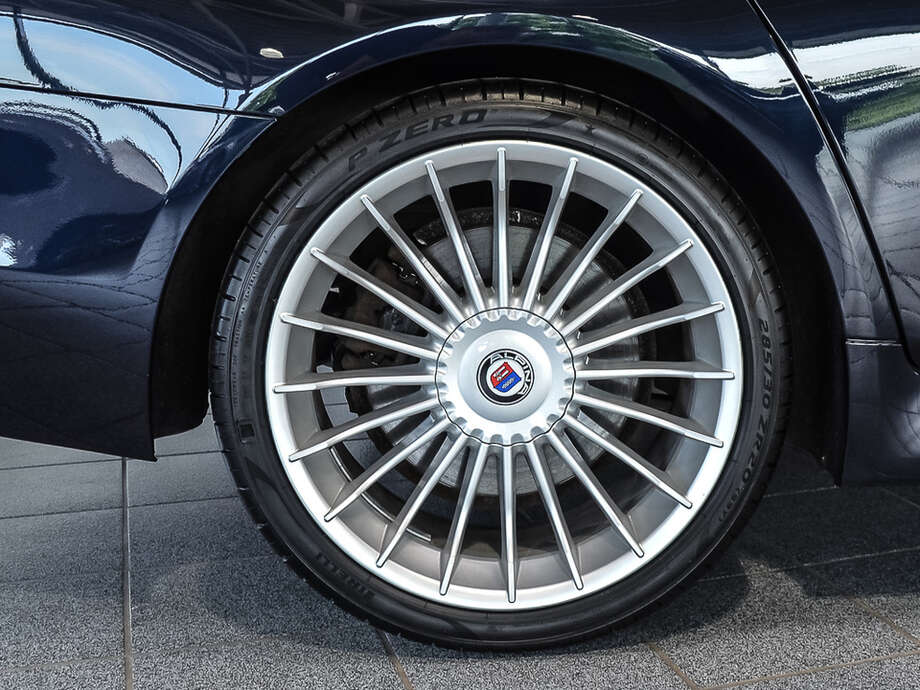 BMW 530d xDrive (Bild 6/17)