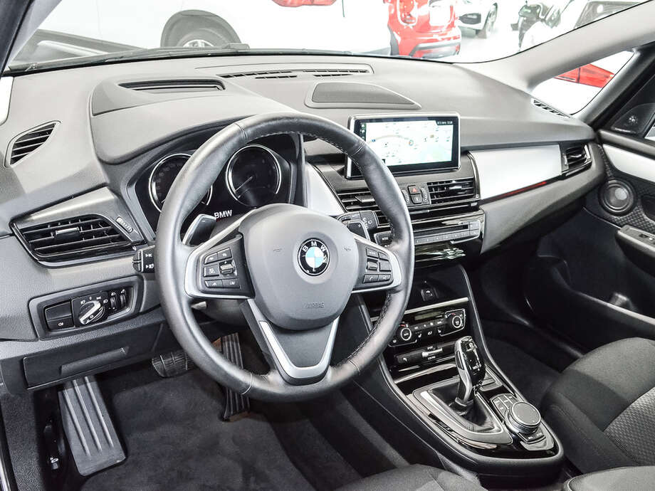 BMW 220 Gran Tourer (Bild 7/16)