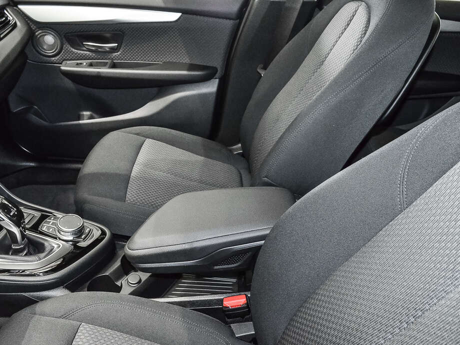 BMW 220 Gran Tourer (Bild 12/16)