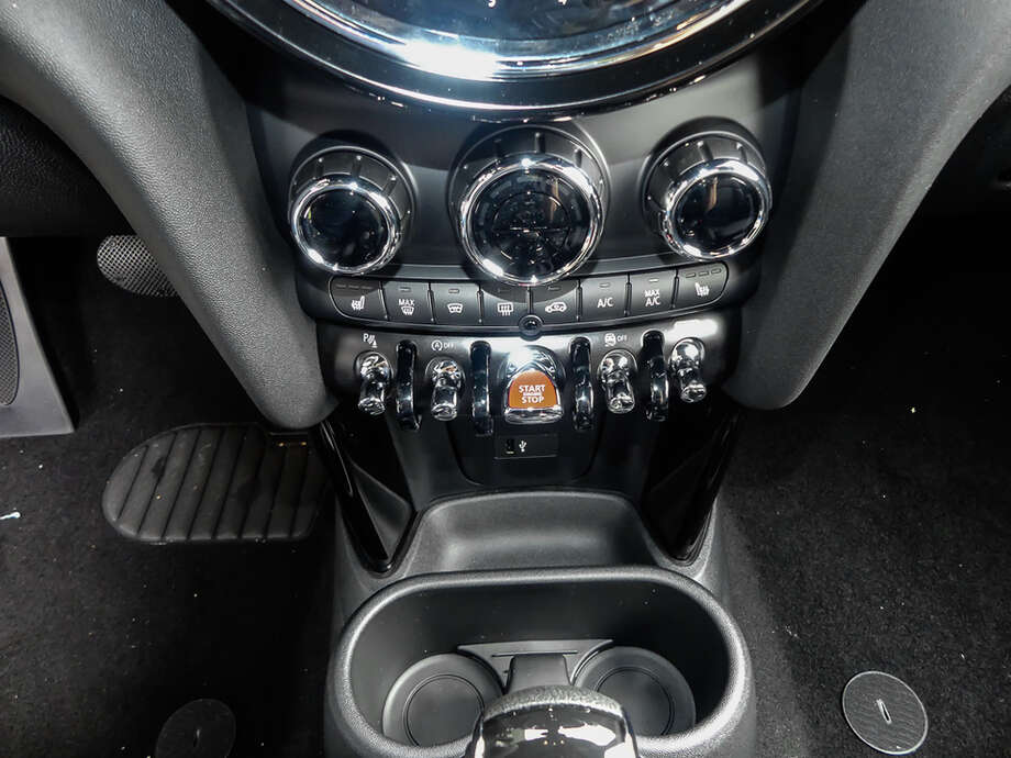 MINI Cooper S Cabrio (Bild 8/16)