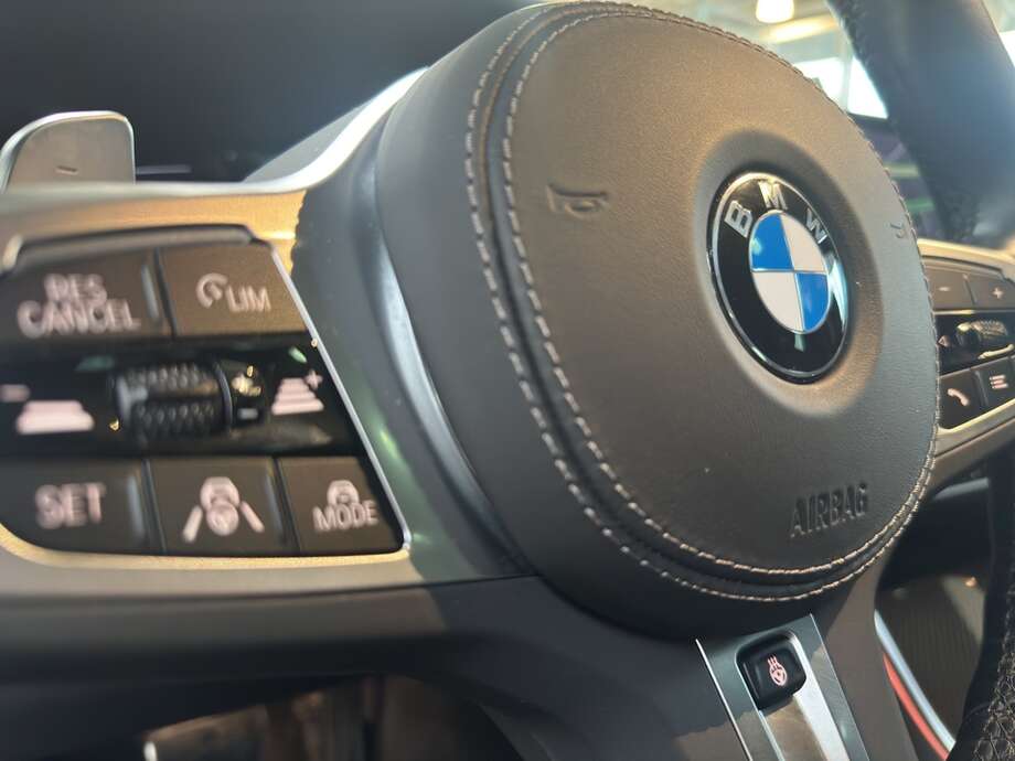 BMW 840 (Bild 22/26)