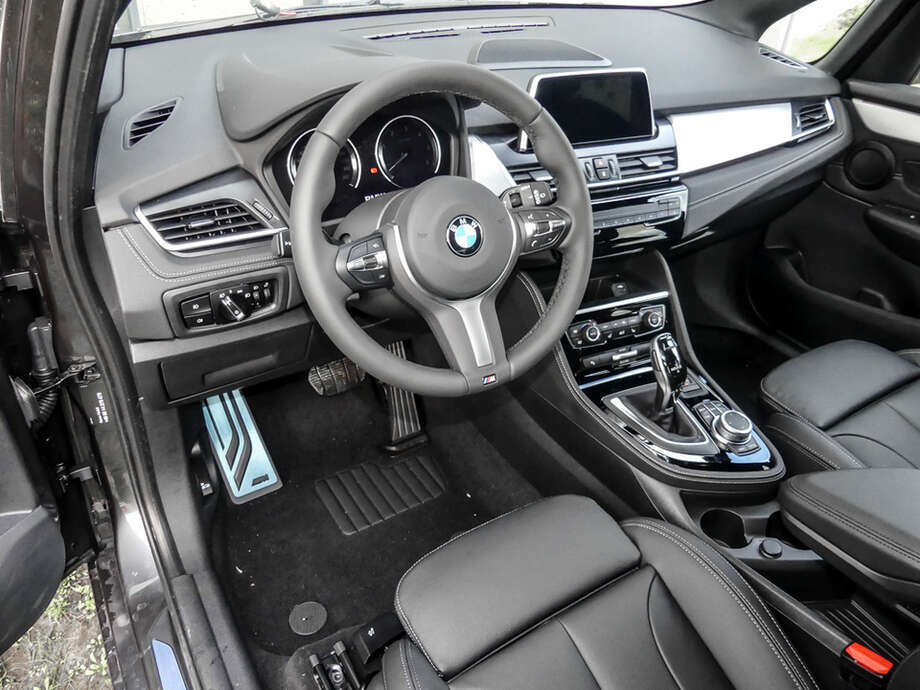 BMW 218 Active Tourer (Bild 7/19)