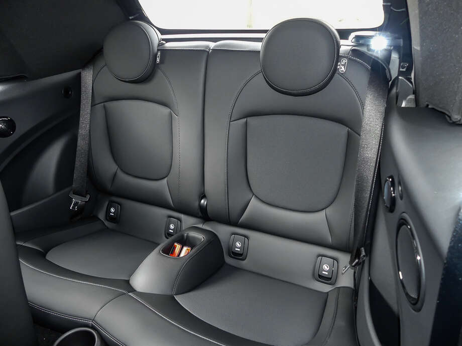 MINI Cooper S Cabrio (Bild 14/16)