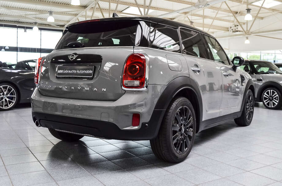 MINI Cooper Countryman (Bild 2/21)