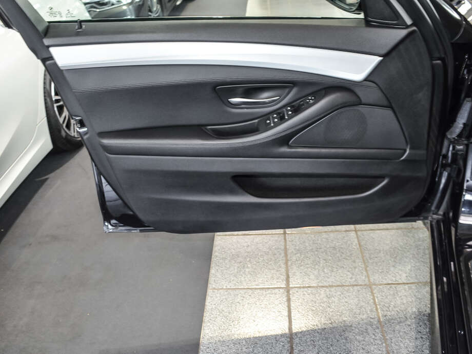 BMW 530d xDrive (Bild 15/17)