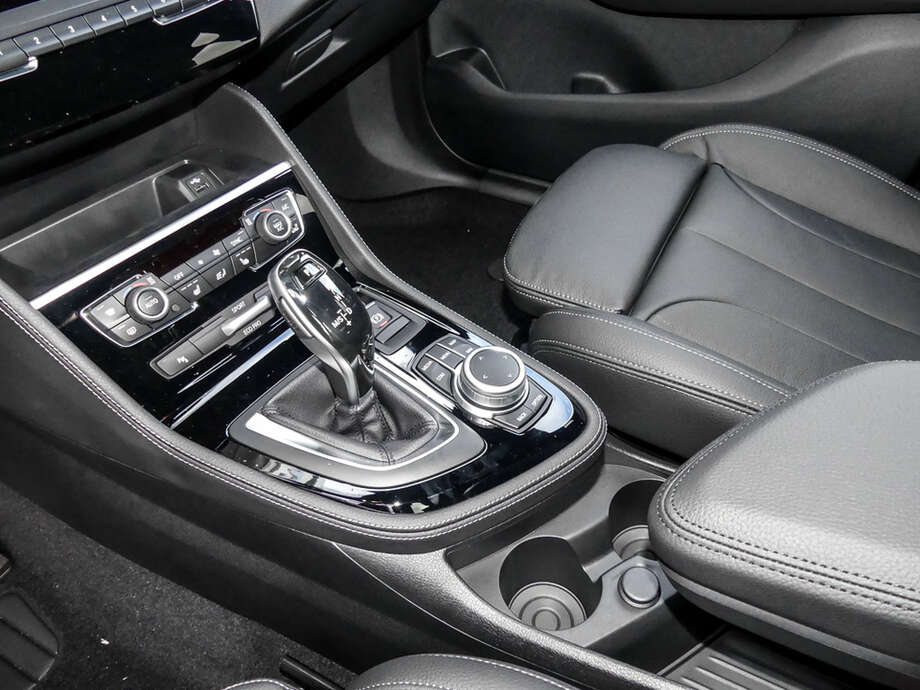 BMW 218 Active Tourer (Bild 12/19)