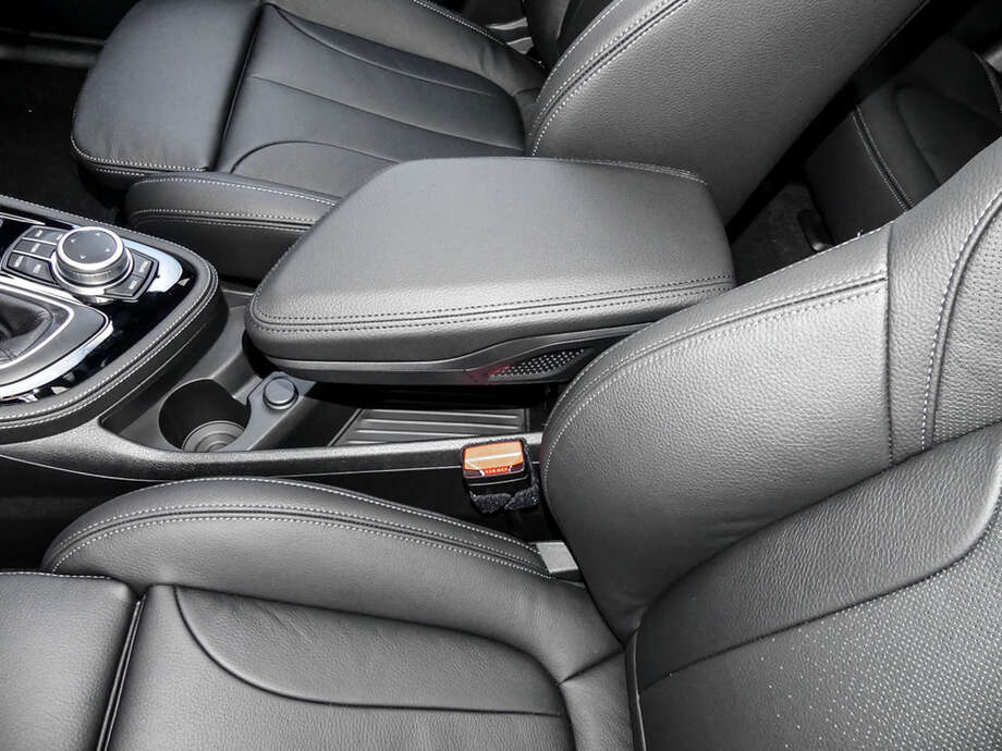 BMW 218 Active Tourer (Bild 13/19)