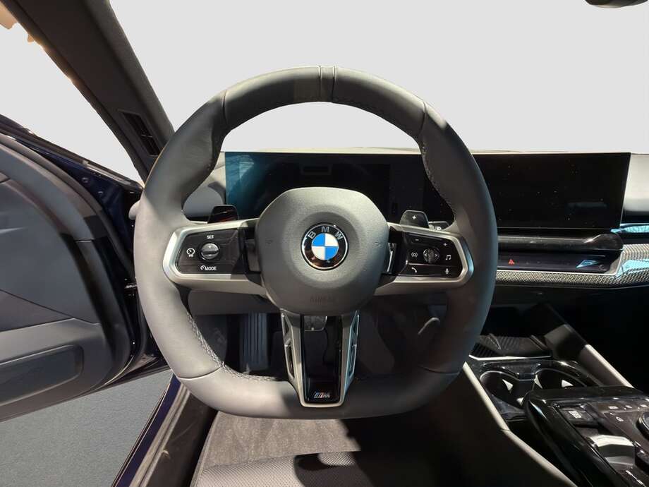 BMW 540 (Bild 11/12)