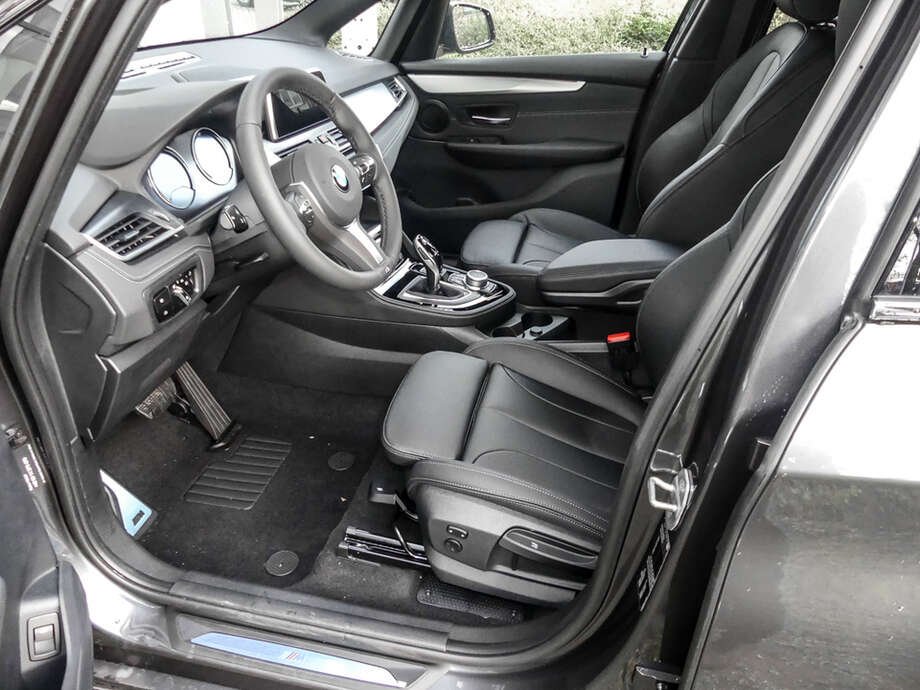 BMW 218 Active Tourer (Bild 14/19)
