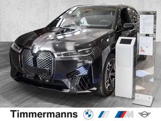BMW iX (Bild 1/18)