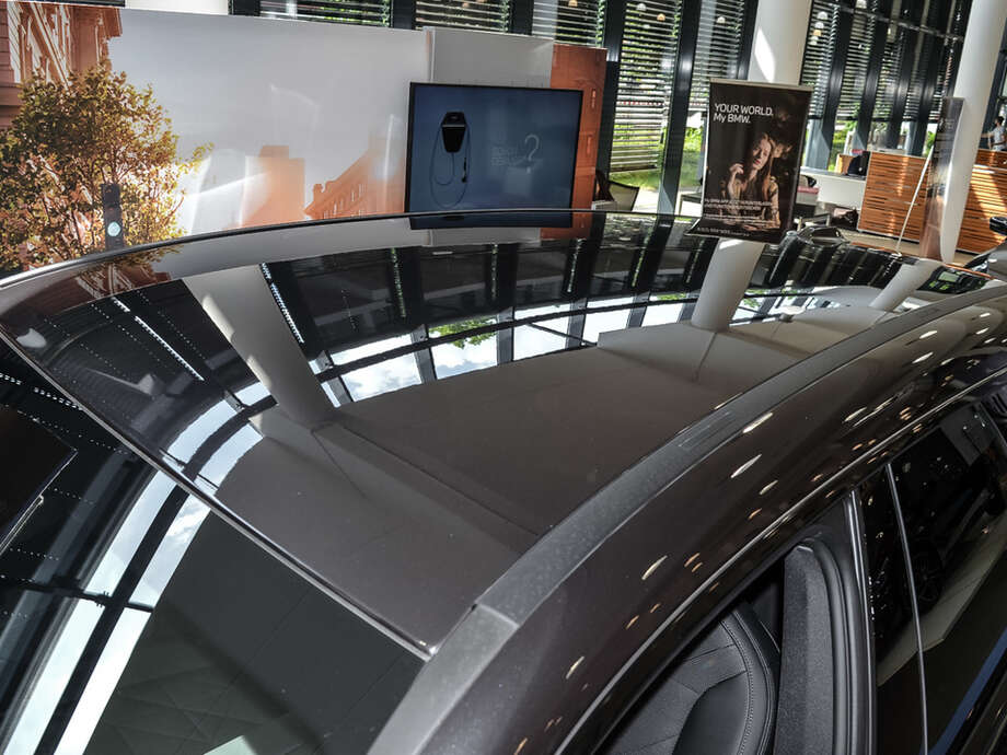 BMW iX (Bild 14/18)