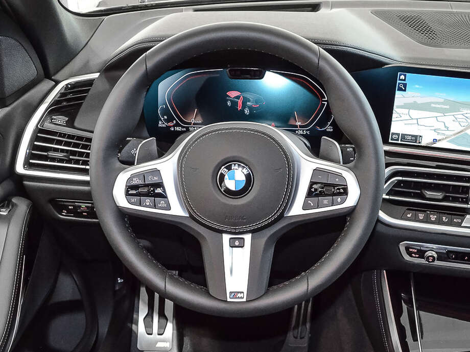 BMW X5 (Bild 7/16)
