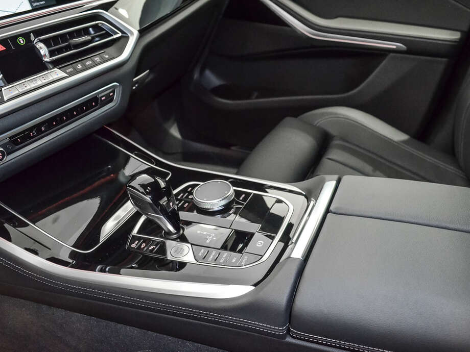 BMW X5 (Bild 10/16)