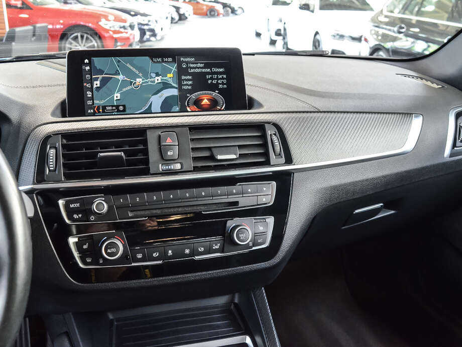 BMW M2 (Bild 9/16)