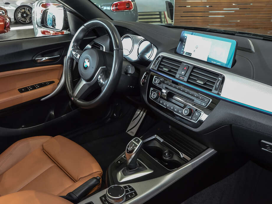 BMW M240i (Bild 8/17)
