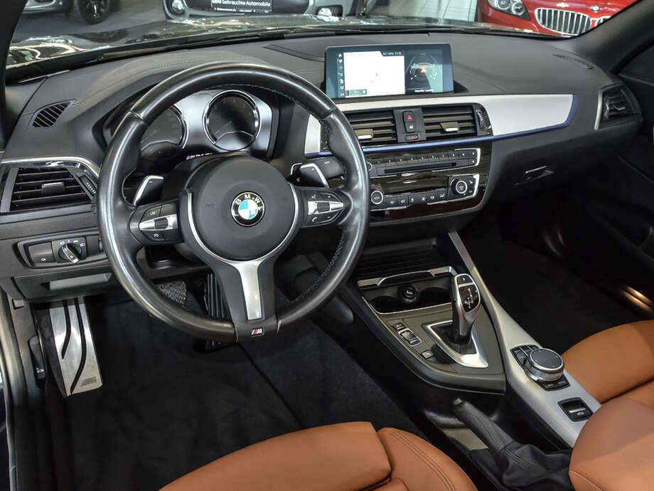 BMW M240i (Bild 9/17)