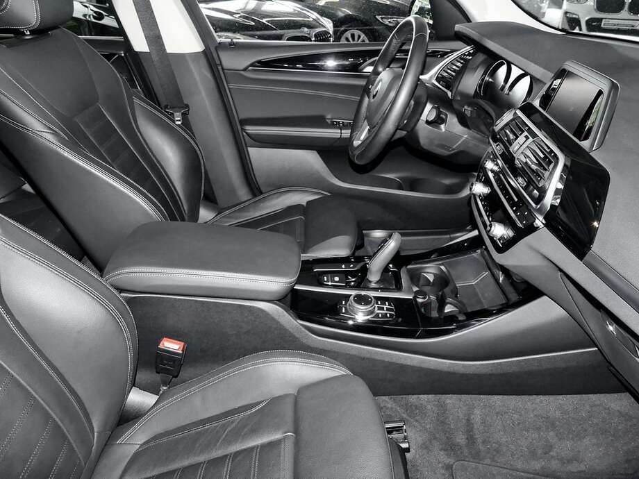 BMW X3 (Bild 7/15)