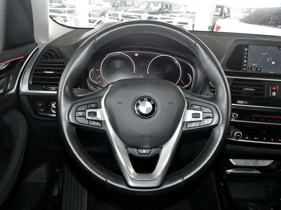 BMW X3 (Bild 10/15)