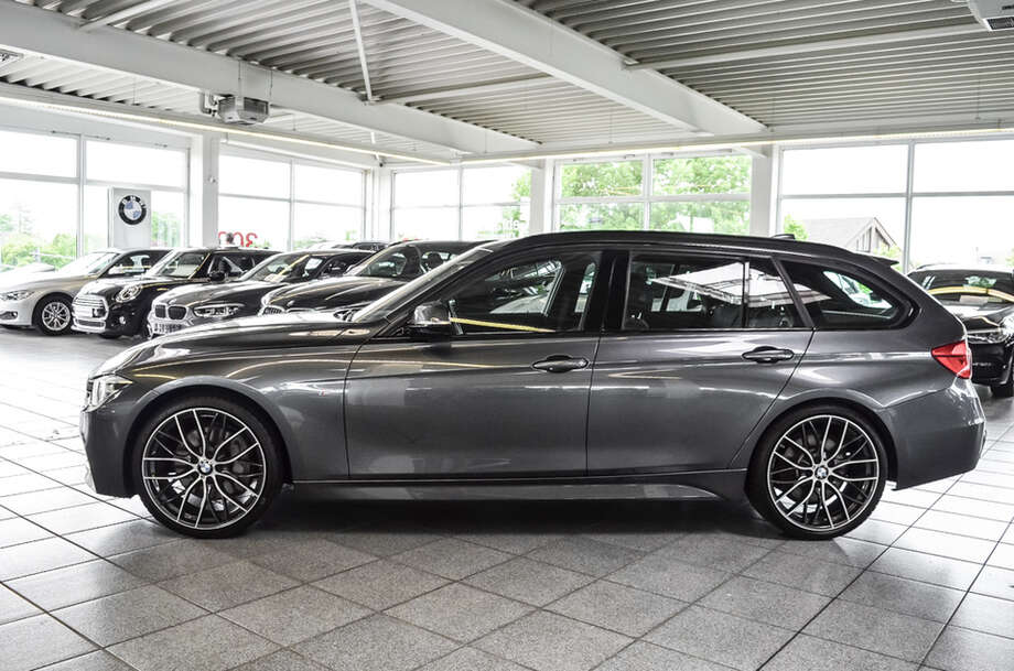 BMW 340i (Bild 4/17)