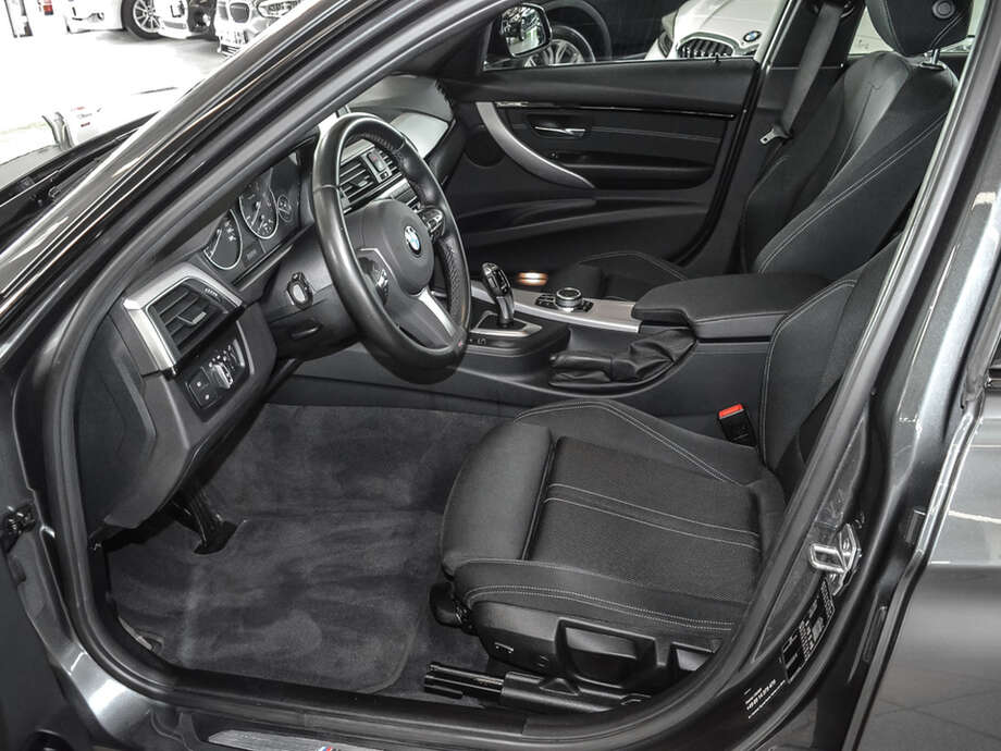 BMW 340i (Bild 14/17)