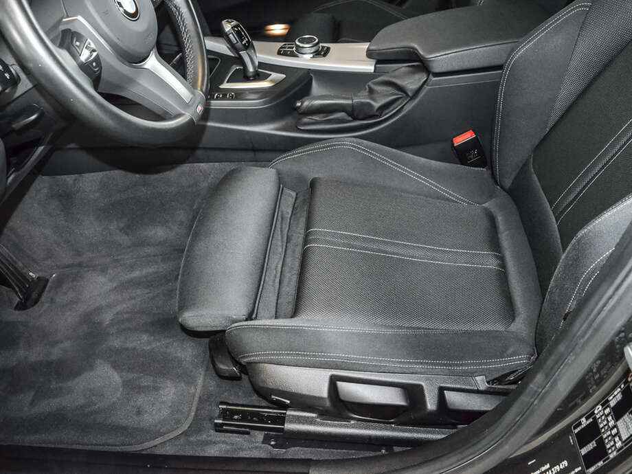 BMW 340i (Bild 15/17)