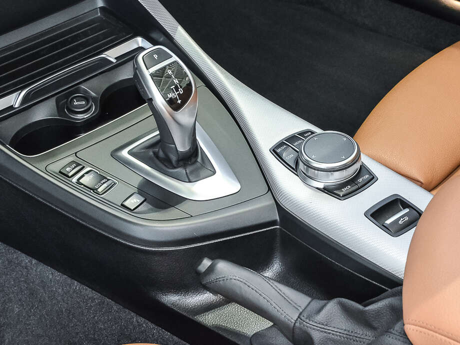 BMW M240i (Bild 13/17)