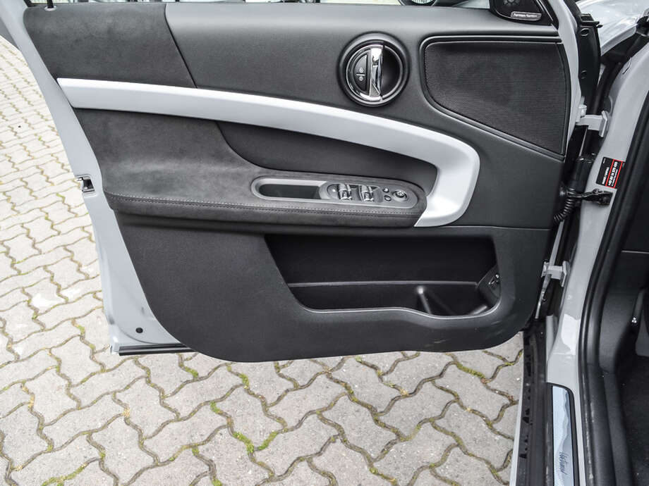 MINI Cooper S Countryman (Bild 10/22)