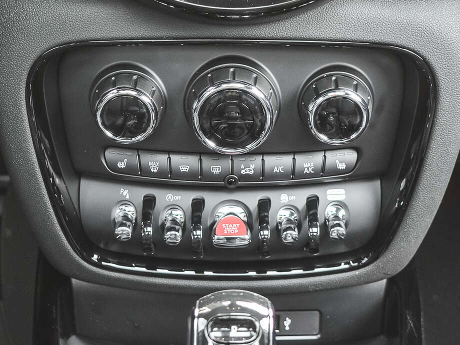 MINI Cooper S Clubman (Bild 9/21)