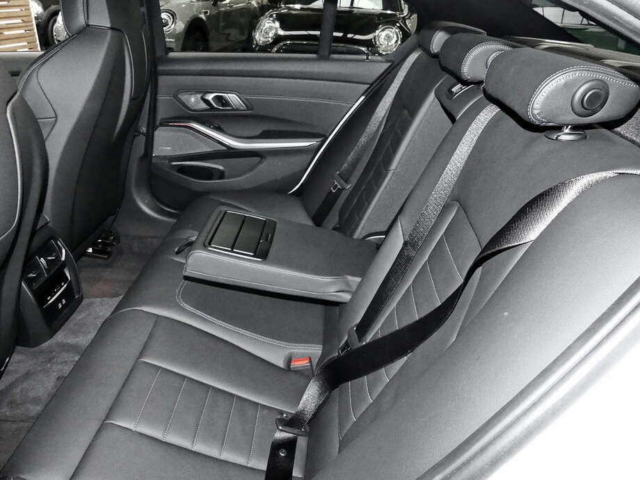 BMW M340d xDrive Auto (Bild 12/14)