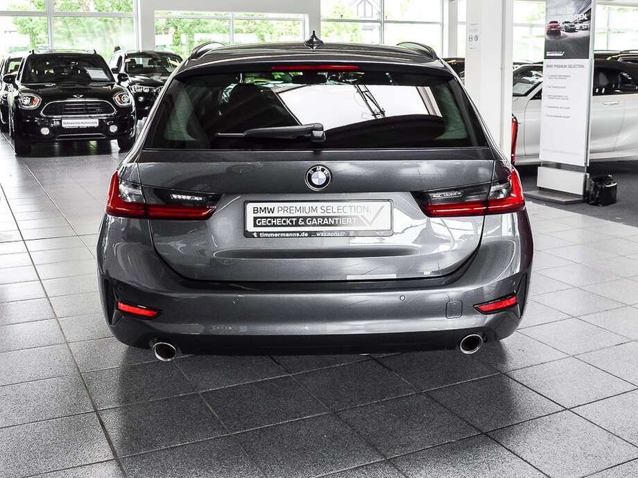 BMW 318i (Bild 5/17)