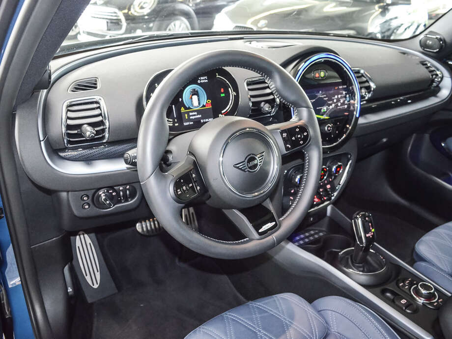 MINI Cooper D Clubman (Bild 8/22)