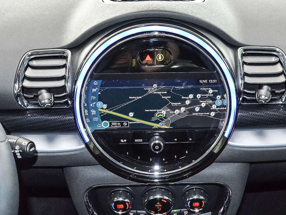 MINI Cooper D Clubman (Bild 11/22)
