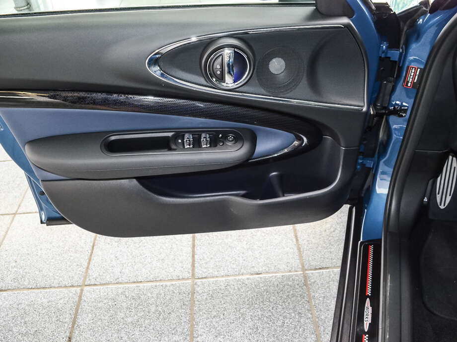 MINI Cooper D Clubman (Bild 18/22)